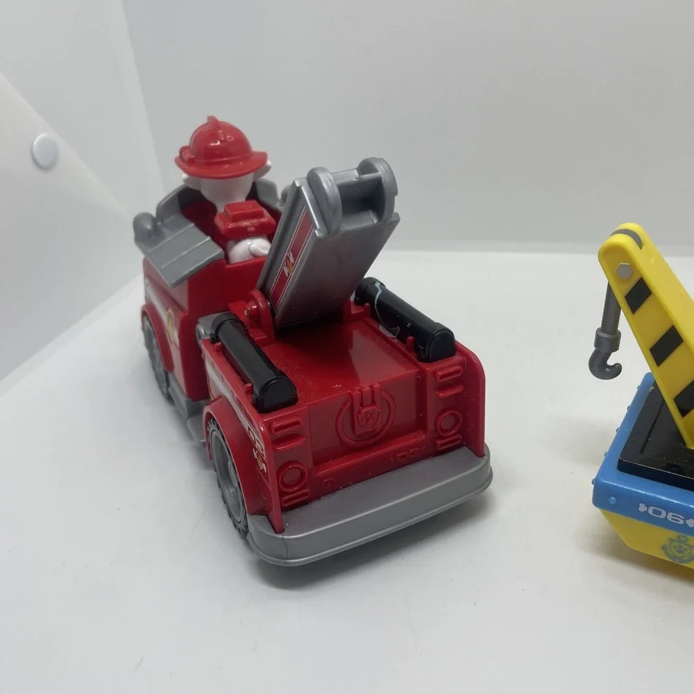 PAW Patrol‎ Marshall Figure & Fire Truck Vehicle And Swimways Rubble Rescue Boat